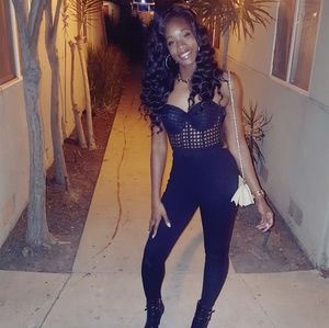 Meet your Posher, Ebony